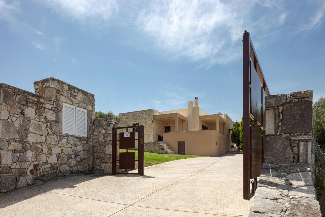 Villa Elides *